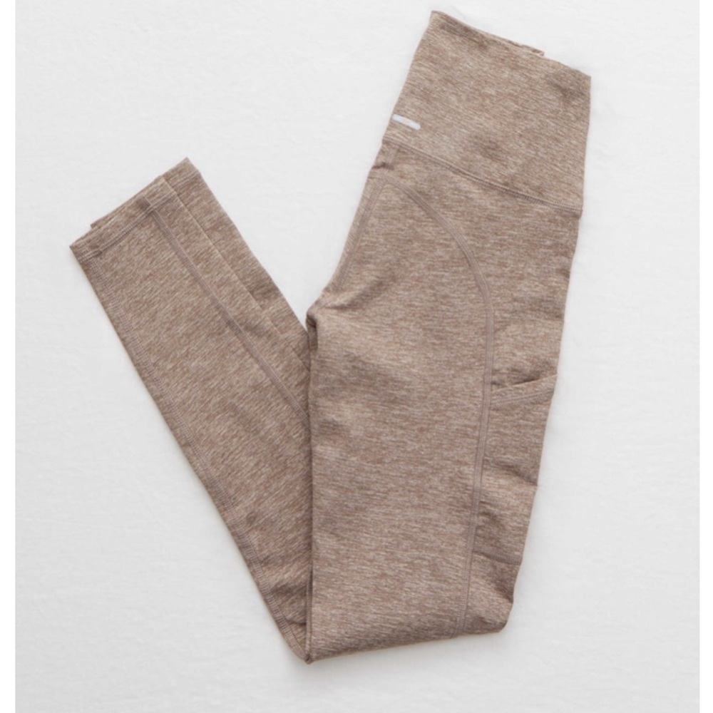 Aerie play pocket high waisted leggings in pebble